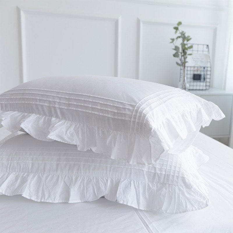 White with Ruffled Bedsheet Set - 3 Pieces - DecorStudio -